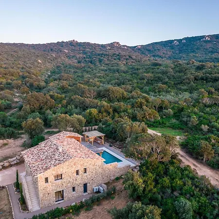 Bergerie Luxe Moderne Lou Terra * Figari (Corsica)
