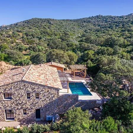Bergerie Luxe Moderne Lou Terra * Figari (Corsica)